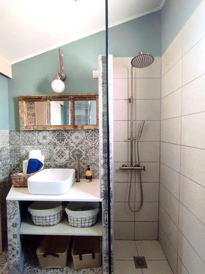 Villa Habezeiko - The Vintage House Afytos Esterno foto